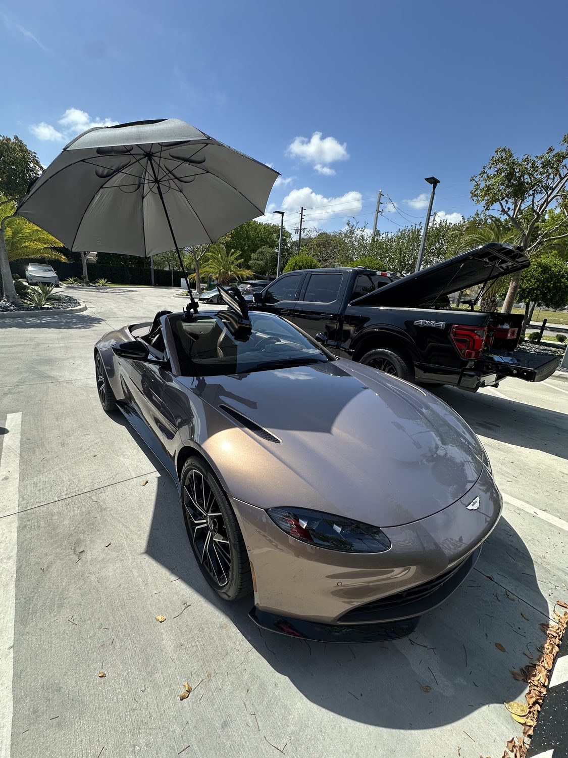 Paintless dent repair on a sport sedan, mobile service, Miami
